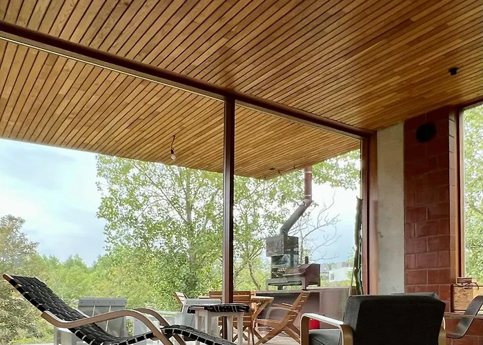 Holiday home Rodune *